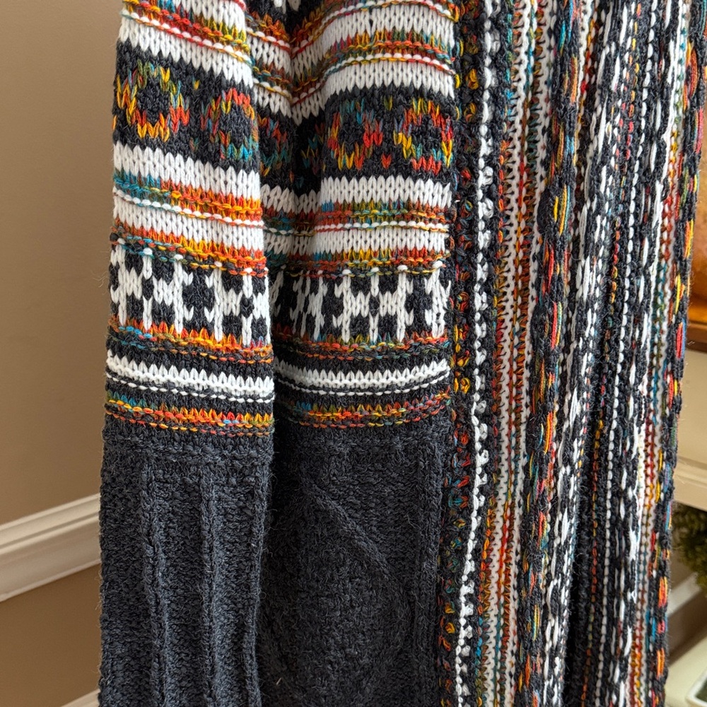 Multicolor Patterned Women's Cardigan - Picture 3 of 12